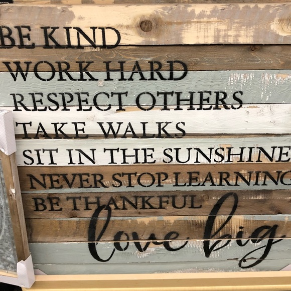 Meet your Posher, Heather - Picture 1 of 1